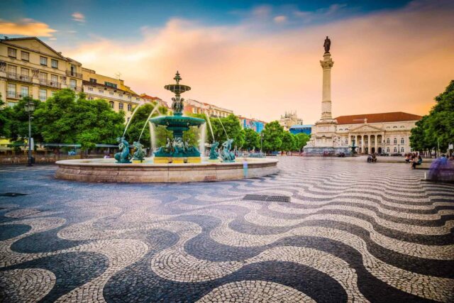 https://phenomglobaltravels.com/wp-content/uploads/2018/09/tour-portugal-01-640x427.jpg